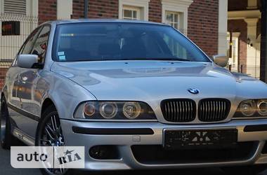 Седан BMW 5 Series 2001 в Львові