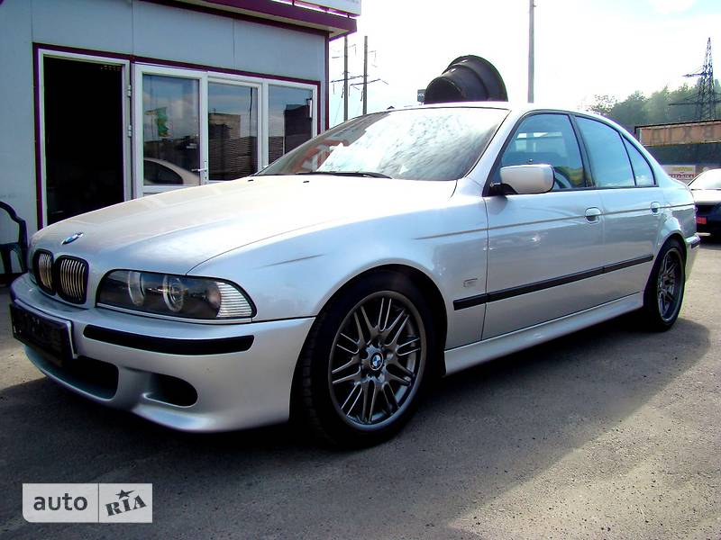 Седан BMW 5 Series 2000 в Львове