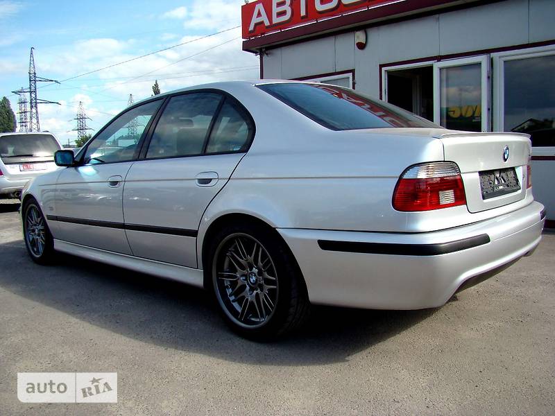 Седан BMW 5 Series 2000 в Львове