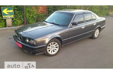 Седан BMW 5 Series 1990 в Виннице