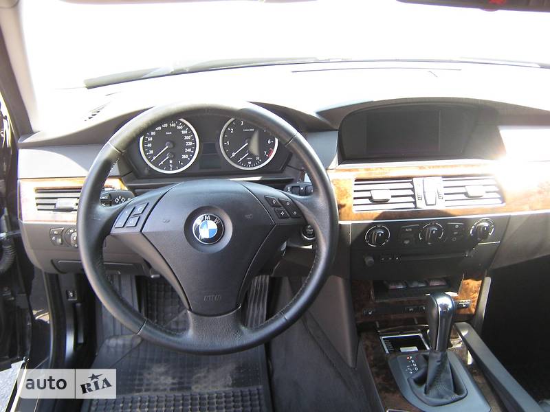 Седан BMW 5 Series 2006 в Харкові