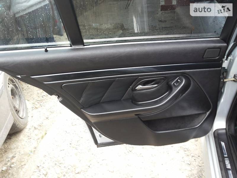 Седан BMW 5 Series 1998 в Хмельницком