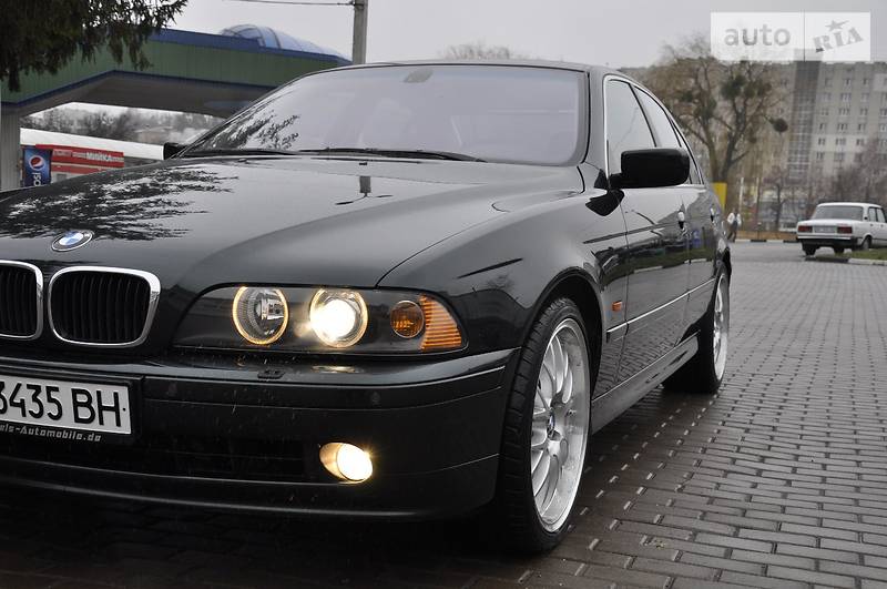 Седан BMW 5 Series 2002 в Ровно