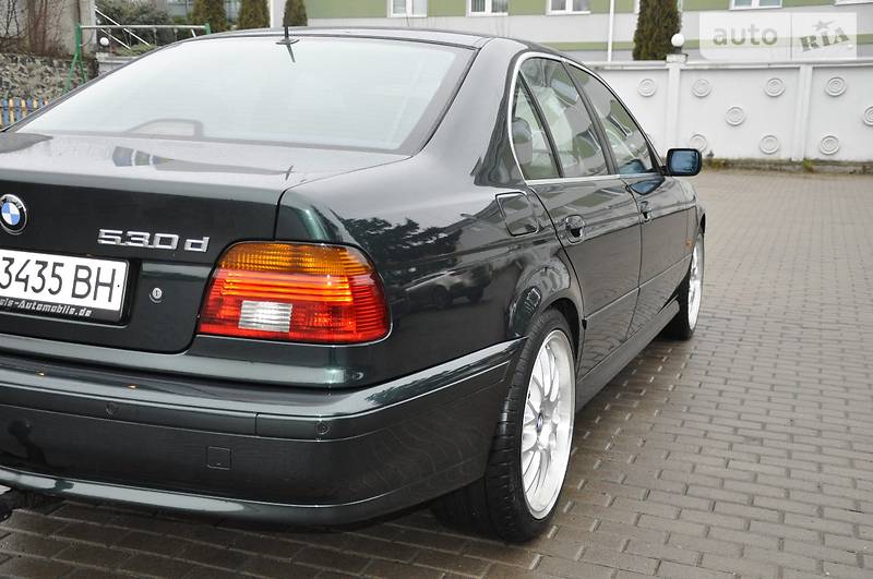 Седан BMW 5 Series 2002 в Ровно