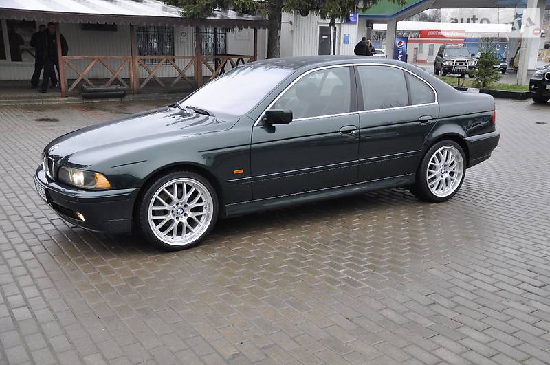 Седан BMW 5 Series 2002 в Ровно
