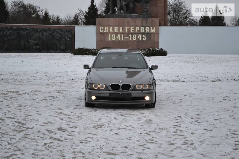 Седан BMW 5 Series 2003 в Ровно