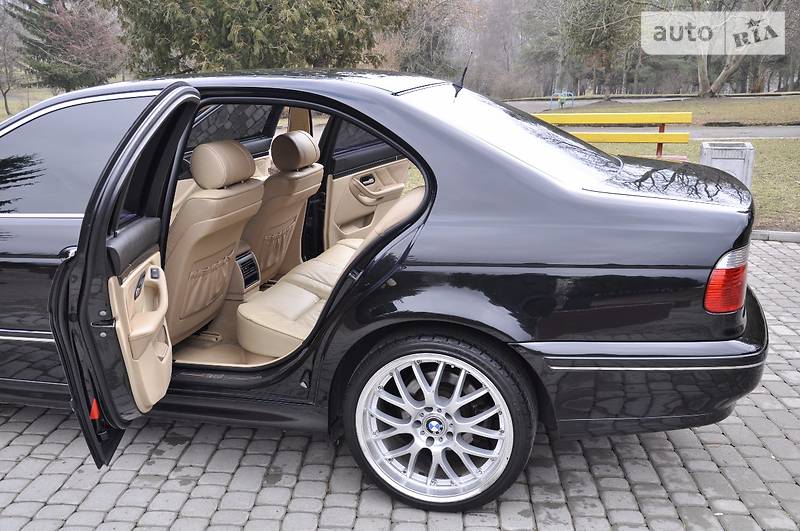 Седан BMW 5 Series 2003 в Ровно