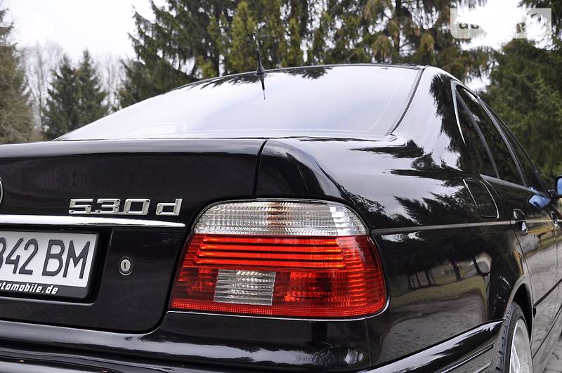 Седан BMW 5 Series 2003 в Ровно