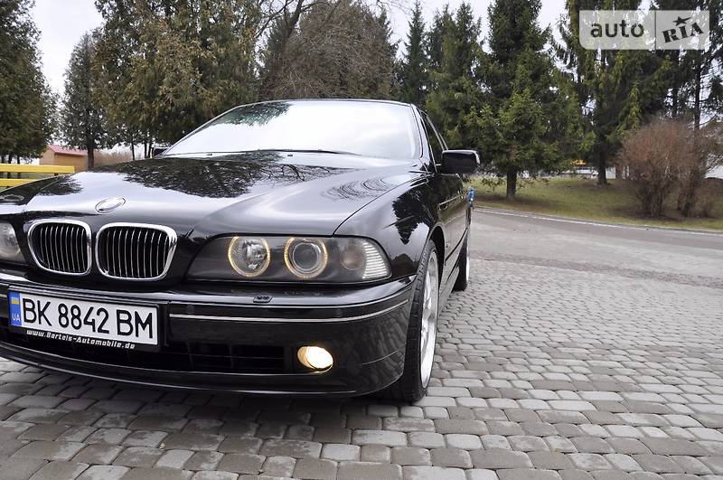 Седан BMW 5 Series 2003 в Ровно