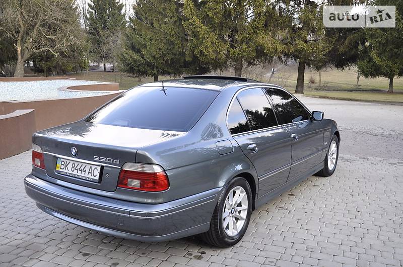 Седан BMW 5 Series 2003 в Ровно
