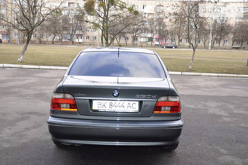 Седан BMW 5 Series 2003 в Ровно