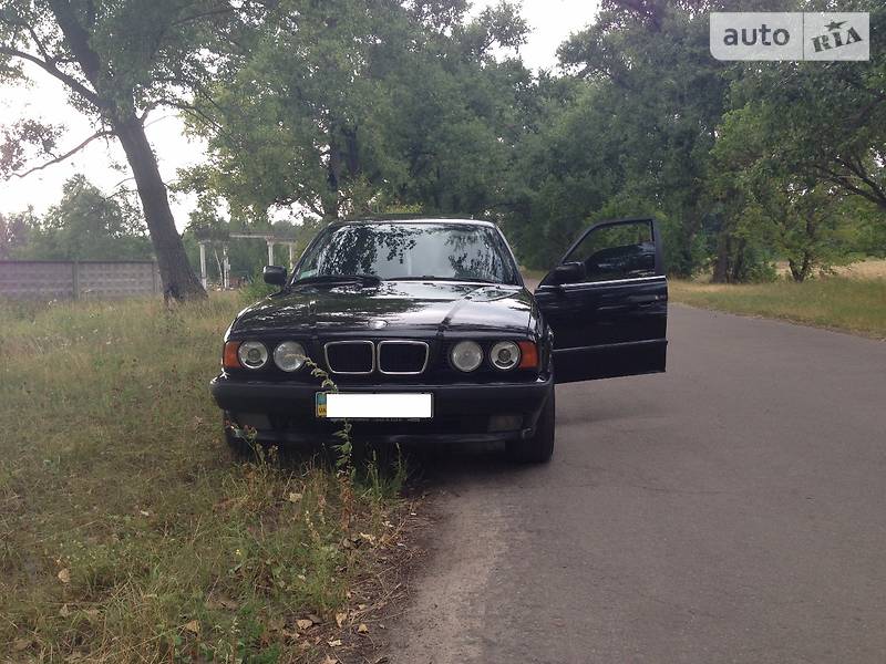 Седан BMW 5 Series 1995 в Киеве