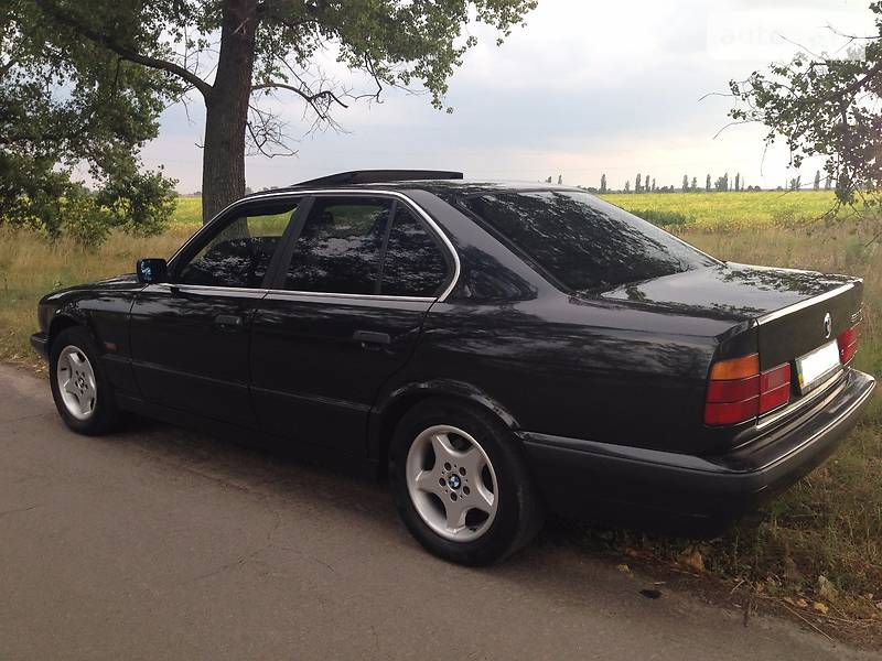 Седан BMW 5 Series 1995 в Киеве