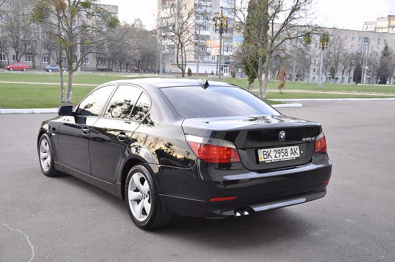 Седан BMW 5 Series 2004 в Ровно