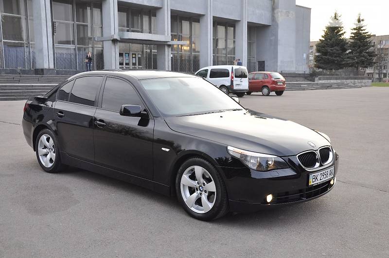 Седан BMW 5 Series 2004 в Ровно