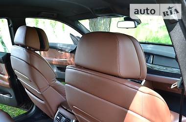 Седан BMW 5 Series 2011 в 