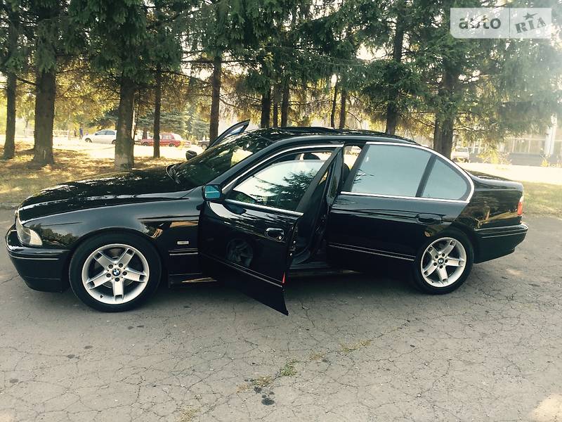 Седан BMW 5 Series 2003 в Ровно