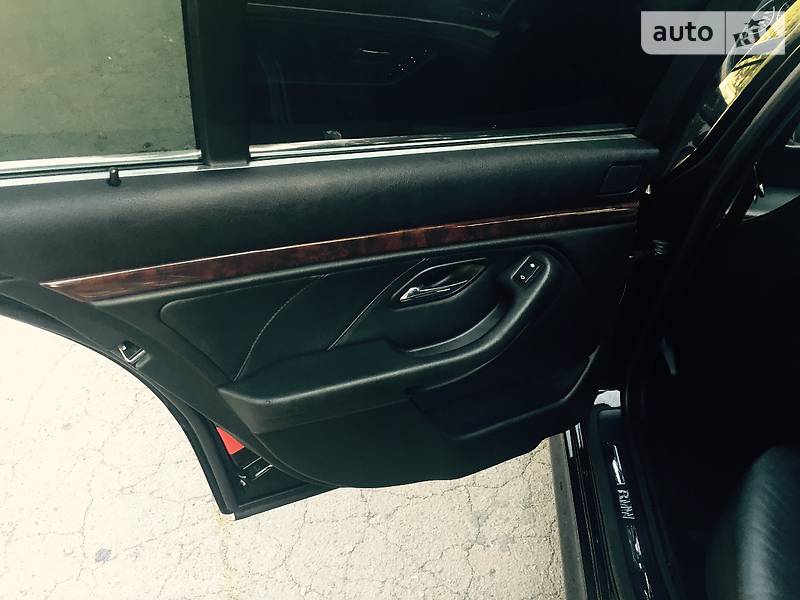 Седан BMW 5 Series 2003 в Ровно