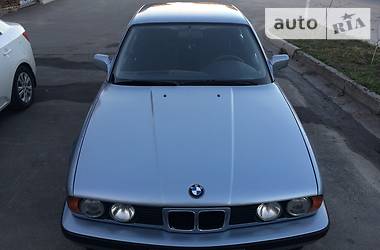 Седан BMW 5 Series 1992 в Киеве