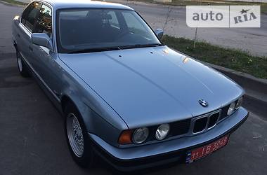 Седан BMW 5 Series 1992 в Киеве