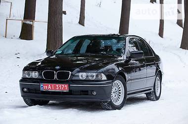 Седан BMW 5 Series 2002 в Тростянце