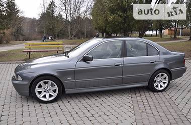 Седан BMW 5 Series 2002 в Ровно