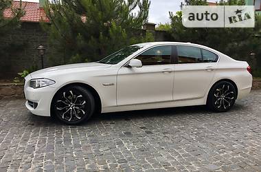 Седан BMW 5 Series 2013 в Ровно