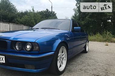 Седан BMW 5 Series 1993 в Хмельницком