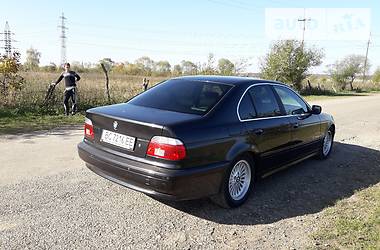 Седан BMW 5 Series 2000 в Стрые