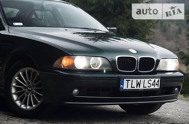 Седан BMW 5 Series 2001 в Міжгір'ї