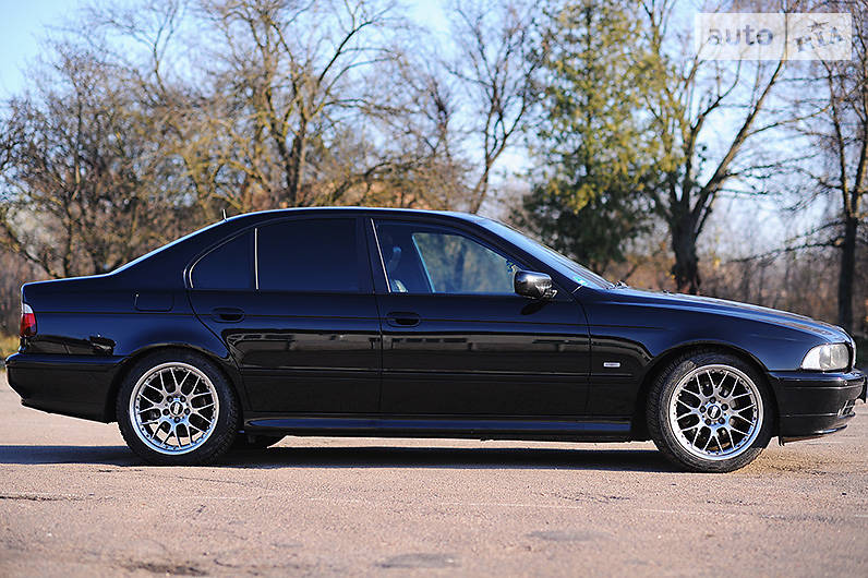 BMW 5 Series 2003 в Дубно