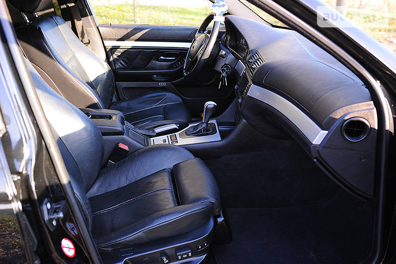 BMW 5 Series 2003 в Дубно