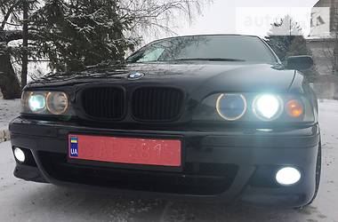 Седан BMW 5 Series 2003 в Млинове