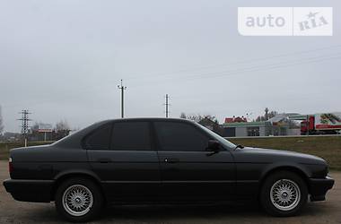 Седан BMW 5 Series 1993 в Днепре