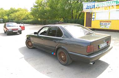 Седан BMW 5 Series 1989 в Кропивницком