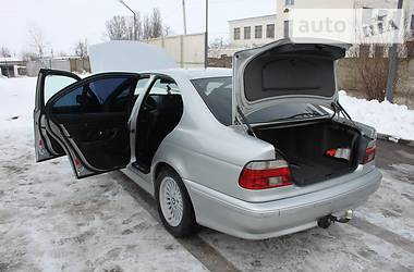 Седан BMW 5 Series 2003 в Волочиске