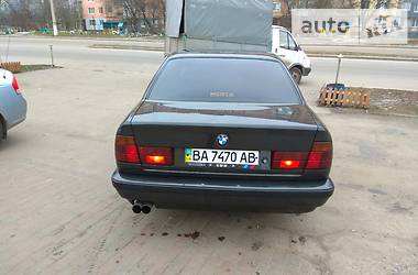 Седан BMW 5 Series 1989 в Кропивницком