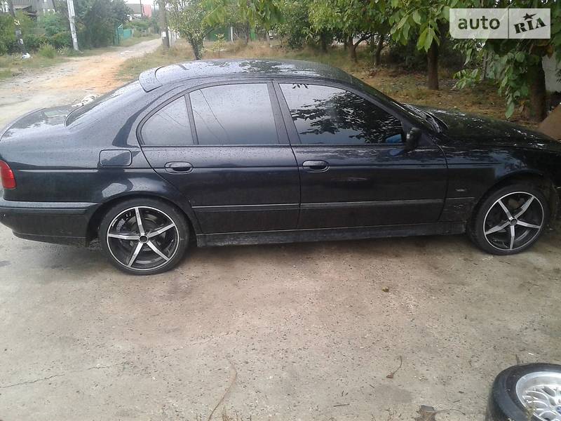 Седан BMW 5 Series 1998 в Одессе