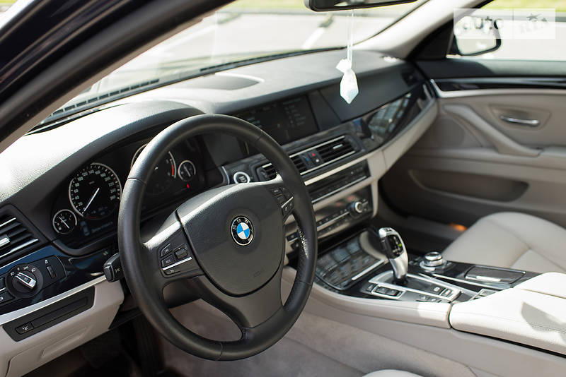 Седан BMW 5 Series 2012 в Киеве