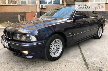  BMW 5 Series 2000 в Нетешине