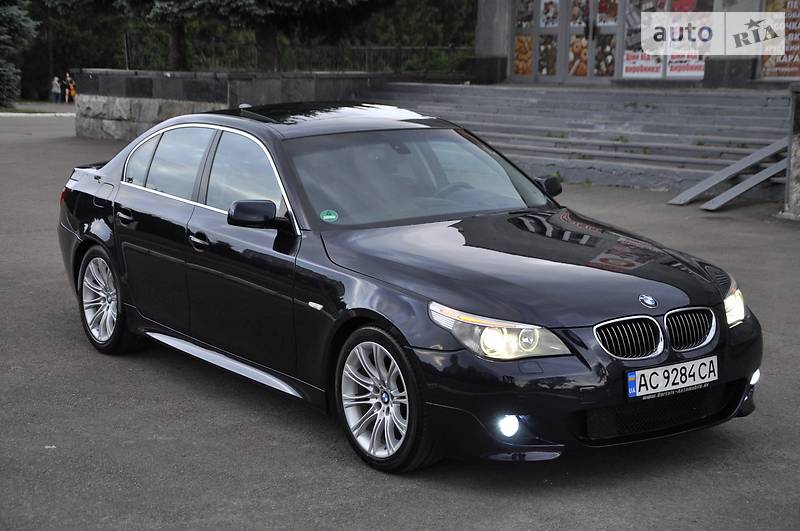 Седан BMW 5 Series 2004 в Рівному