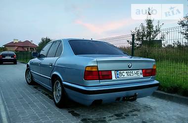 Седан BMW 5 Series 1991 в Дрогобыче