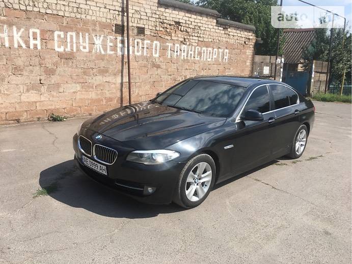 Седан BMW 5 Series 2013 в Кривом Роге