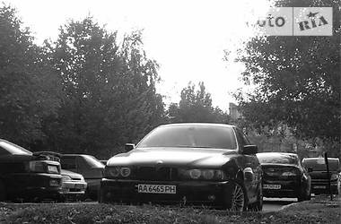 Седан BMW 5 Series 2002 в Гайсине