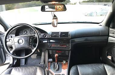 Седан BMW 5 Series 2001 в Самборе