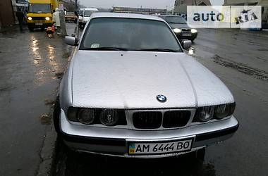 Седан BMW 5 Series 1994 в Виннице