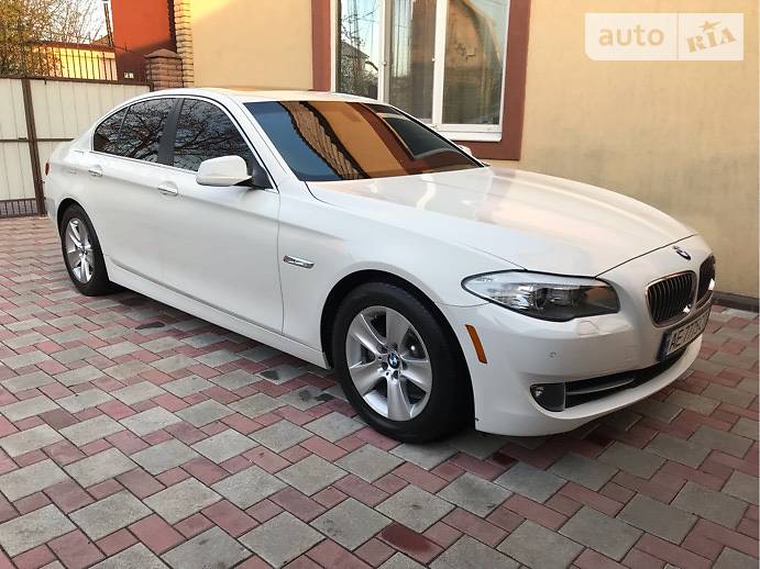 Седан BMW 5 Series 2011 в Кривому Розі фото Седан BMW 5 Series 2011 в Кривому Розі