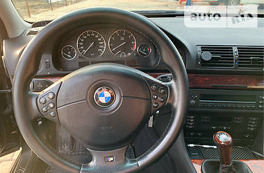 Седан BMW 5 Series 2000 в Умани