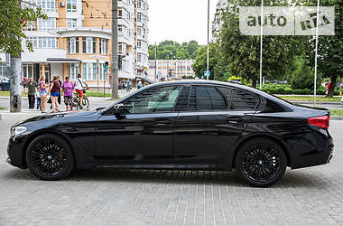 Седан BMW 5 Series 2017 в Львове