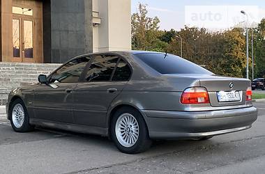 Седан BMW 5 Series 2002 в Одессе